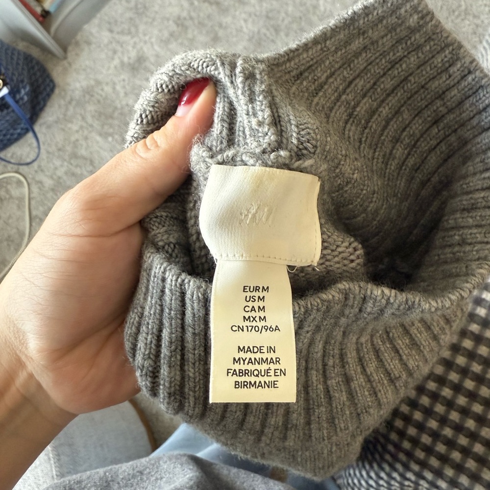 H&M Heather Gray Knit Sweater